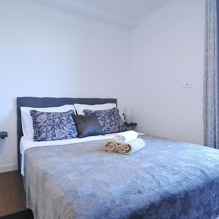 Novi Apartman Beti Blizu Plaze S Besplatnim Parkingom, Puntamika - Zadar Apartman Kültér fotó